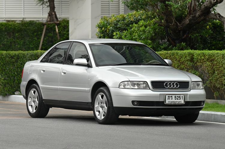 Audi Audi A4 2001 1.8 Sedan เบนซิน เกียร์อัตโนมัติ บรอนซ์เงิน รูปที่ 2