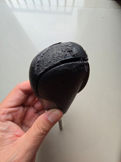 หัวเกียร์ Subaru XV 2016 แท้ สภาพหนังหุ้มยุ่ย  รูปที่ 5