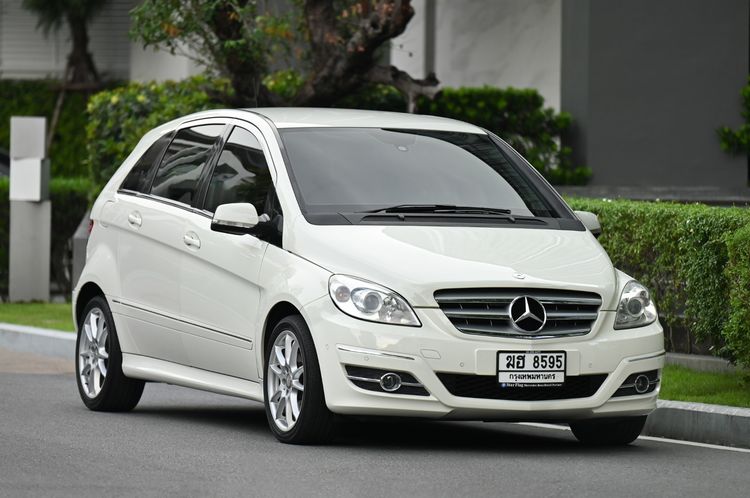 Mercedes-Benz B-Class 2009 B180 CDI Sedan ดีเซล ไม่ติดแก๊ส เกียร์อัตโนมัติ ขาว รูปที่ 2