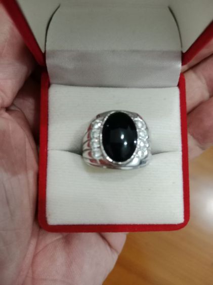 แหวนเงินประดับนิล