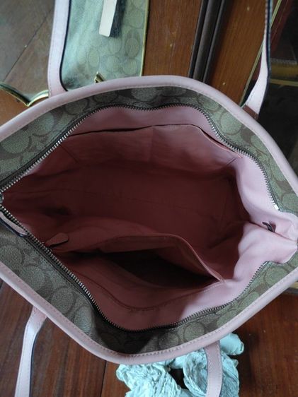 กป.coach ของแท้ มือสอง