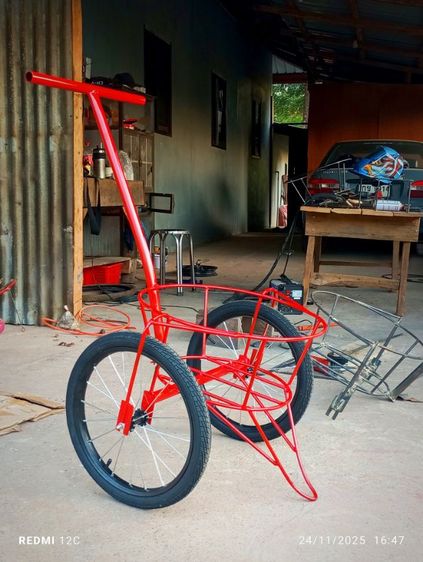 รถเข็นเล็กเก็บยางพารา