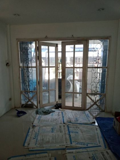 รับติดตั้งกระจกอลูมิเนียม รับเหมาต่อเติม รีโนเวท ครบวงจร รูปที่ 2