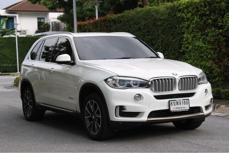 BMW X5 2015 2.0 sDrive25d Utility-car ดีเซล เกียร์อัตโนมัติ ขาว รูปที่ 2