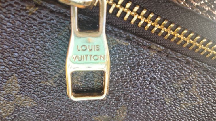 ขาย Louis Vuitton Monogram Pochette Metis

 รูปที่ 11