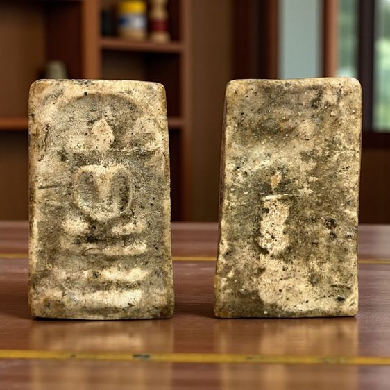 พระสมเด็จวัดระฆังพิมพ์ใหญ่ เนื้อเก่าจัด(092)