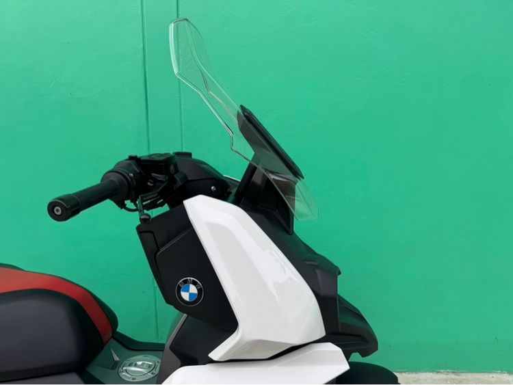 BMW C400X สีขาว ปี19จด22 วิ่ง10,000โล รูปที่ 6