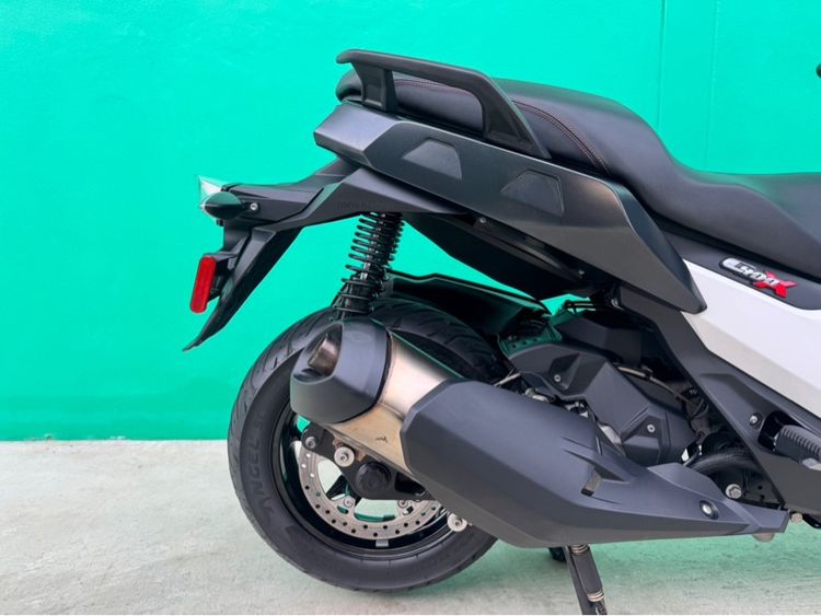 BMW C400X สีขาว ปี19จด22 วิ่ง10,000โล รูปที่ 9
