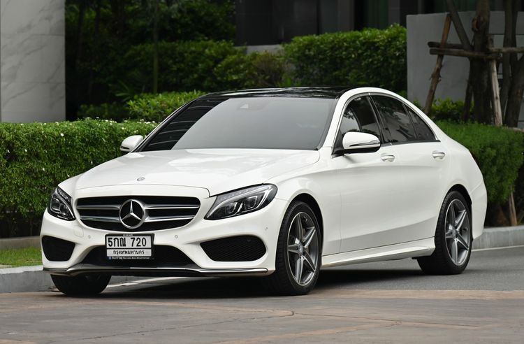รถ Mercedes-Benz C-Class C300 สี ขาว
