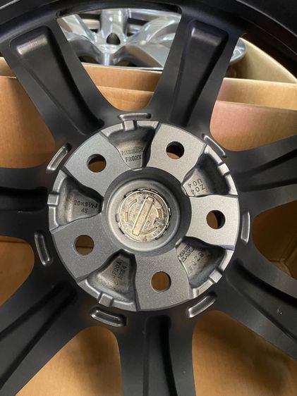 ล้อเดิม Nissan GTR R35 แท้ขอบ20 ทำสีใหม่ราคาถูก รูปที่ 14