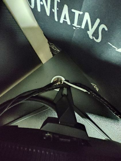 โต๊ะคอมพิวเตอร์รูปตัว "L" รูปที่ 6