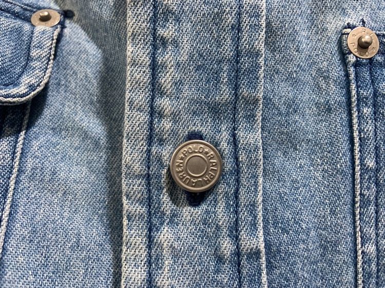 เสื้อเชิ้ตยีนส์ RALPH LAUREN แท้ 💯 size ขนาดอก 22 ยาว 27.5 สภาพดีมาก ดีเทลสีเฟดสวย เนื้อผ้าดีมากครับ รูปที่ 5