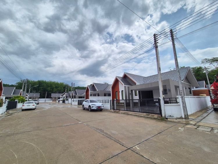 LPN Development มีบางส่วน 2023 ขายบ้านระยอง บ้านค่าย หมู่บ้านวโรรส 12 รูปที่ 3