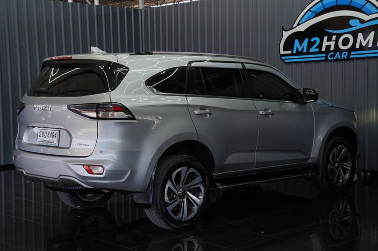 Isuzu MU-X 2021 3.0 Ultimate AT 4WD Utility-car ดีเซล เกียร์อัตโนมัติ บรอนซ์เงิน รูปที่ 4