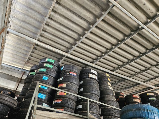 ขายเหมายางทั้งหมด เครื่องถ่วงล้อ ลิฟท์ยกสี่เสา แม่แรง ปั้มลม เครื่องเติมลมไนโตรเจน แถมรถกะบะตอนเดียวยี่ห้อทาทา รูปที่ 8