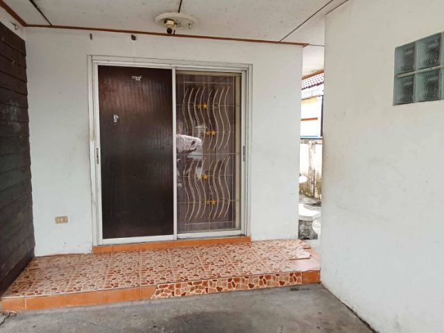 อื่นๆ สร้างเสร็จก่อน 2010 ขายบ้านแฝด 1 ชั้น 32 ตารางวา รูปที่ 2