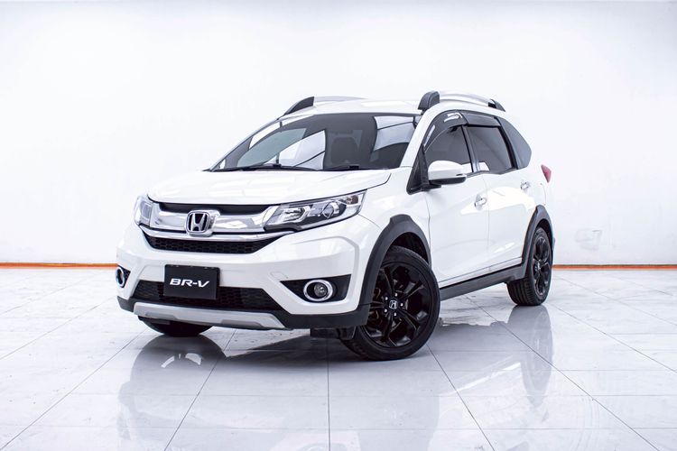 รถ Honda BR-V 1.5 SV สี ขาว