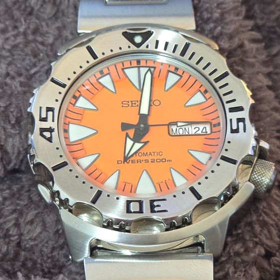 Seiko SRP309 Orange Monster The Fang 2nd Gen 