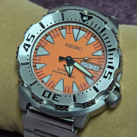 Seiko SRP309 Orange Monster The Fang 2nd Gen  รูปที่ 4