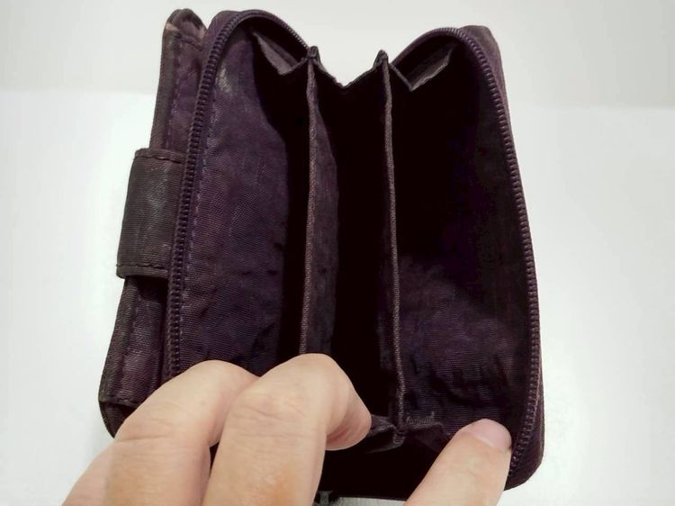 (ของแท้) กระเป๋าสตางค์ KIPLING สีม่วงลาย. รูปที่ 7