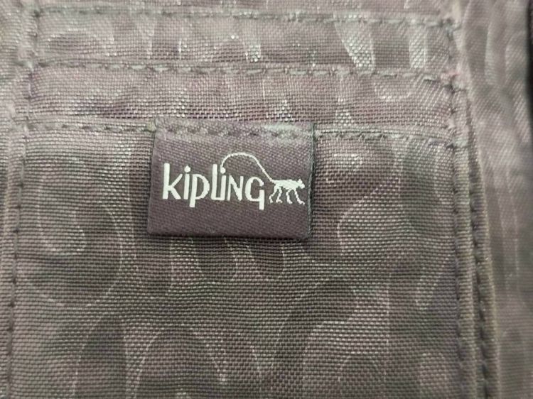 (ของแท้) กระเป๋าสตางค์ KIPLING สีม่วงลาย. รูปที่ 11