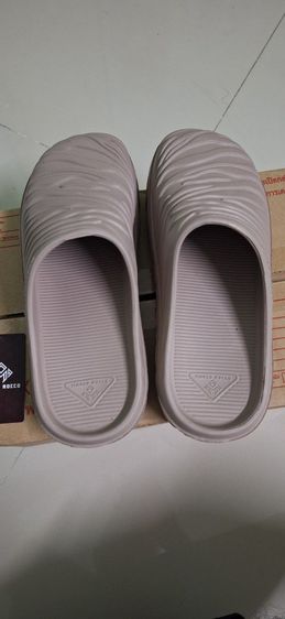 รองเท้า รูปที่ 3