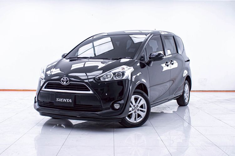Toyota Sienta 2017 1.5 G Utility-car เบนซิน ไม่ติดแก๊ส เกียร์อัตโนมัติ ดำ