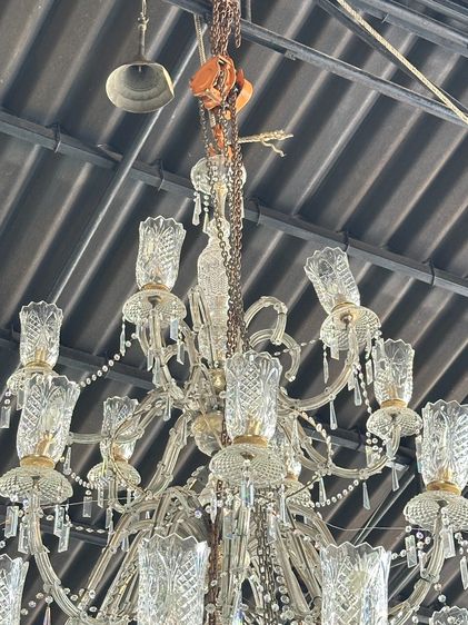 โคมไฟแชนเดอร์เลียร์ ประดับคริสตัลใส โครงเหล็ก (ตัวใหญ่) รูปที่ 6