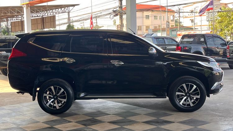 Mitsubishi Pajero Sport 2018 2.4 GT Premium Utility-car ดีเซล ไม่ติดแก๊ส เกียร์อัตโนมัติ ดำ รูปที่ 4