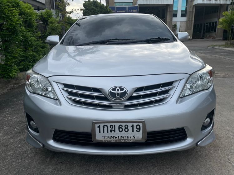 รถ Toyota Altis 1.6 E CNG สี เทา