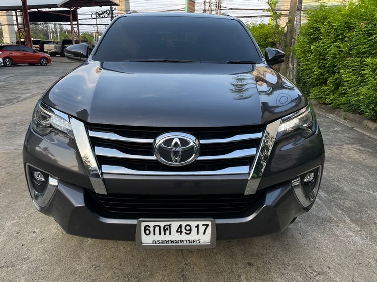 2017 TOYOTA FORTUNER 2.4V