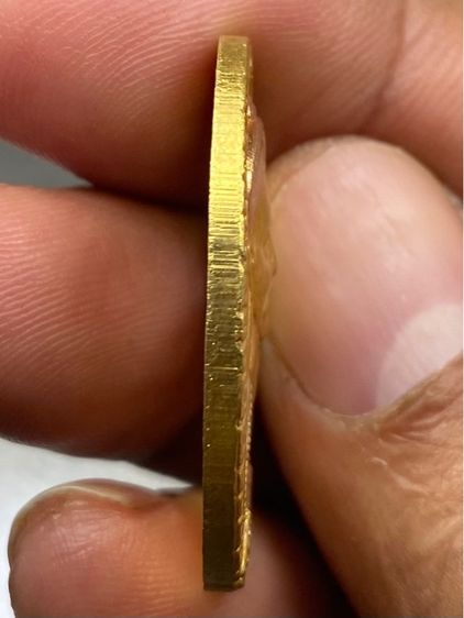 เหรียญยี่กอฮง หลวงปู่หมุน ลงยา รูปที่ 3