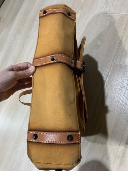 ขาย Shoulder Bag ใช้สะพาย หรือถือได้ เป็นกระเป๋าแบรนด์นอก ผลิตจากผ้า CANVAS สวยๆ ผสมหนังแท้  รูปที่ 8