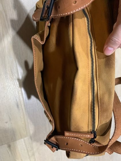 ขาย Shoulder Bag ใช้สะพาย หรือถือได้ เป็นกระเป๋าแบรนด์นอก ผลิตจากผ้า CANVAS สวยๆ ผสมหนังแท้  รูปที่ 11