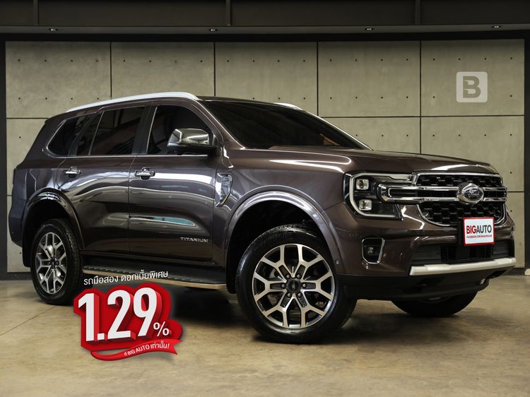 รถ Ford Everest 2.0 Bi-Turbo Titanium+ 4WD สี น้ำตาล