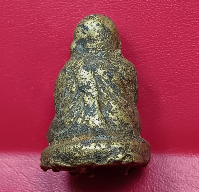รูปหล่อโบราณหลวงพ่อเงินวัดบางคลานพิมพ์ขี้ตา รูปที่ 2