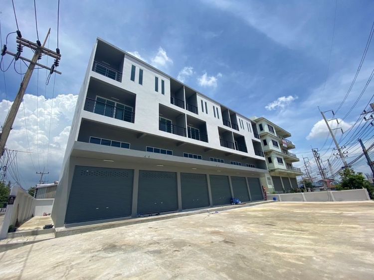 ขายหรือให้เช่าอาคารพาณิชย์ 3.5 ชั้น พร้อมดาดฟ้า โครงการ UTECTIC 2 กม. 24 ถึง 25 ห่างจากเซ็นทรัลมหาชัยเพียง 200 เมตร ติดถนนพระราม 2  รูปที่ 3