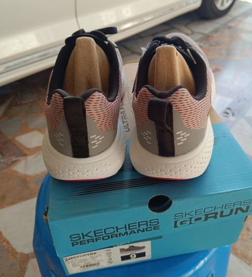 ขาย Skechers Max cushion  เหมือนใหม่ ของแท้ Size 40-250cm รูปที่ 11