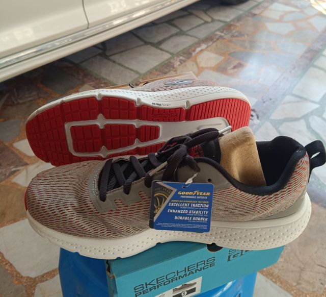 ขาย Skechers Max cushion  เหมือนใหม่ ของแท้ Size 40-250cm รูปที่ 8