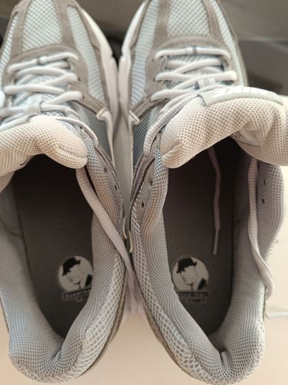 ขายถูก Nike Vomero 5 สีสวย ของแท้ สภาพเหมือนใหม่ เบามาก ใส่สบาย Size 43-275cm รูปที่ 7