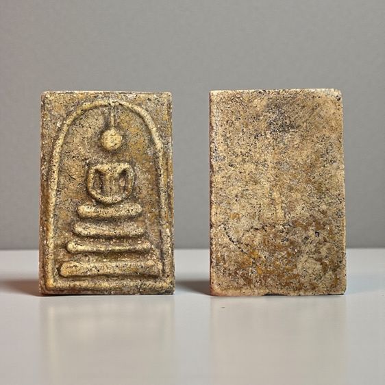 พระสมเด็จวัดระฆังพิมพ์เจดีย์เนื้อหาเก่าสวยน่าเก็บสะสม