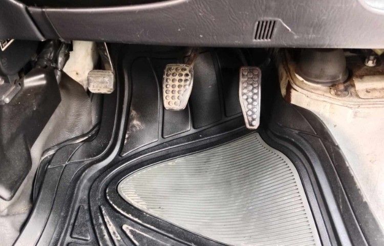 Daihatsu Hijet 2004 660 Cargo Van เบนซิน ไม่ติดแก๊ส เกียร์อัตโนมัติ ขาว รูปที่ 3