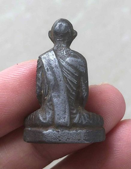 รูปหล่อหลวงพ่อเดิมตะกั่วหัวลูกปืน รูปที่ 2