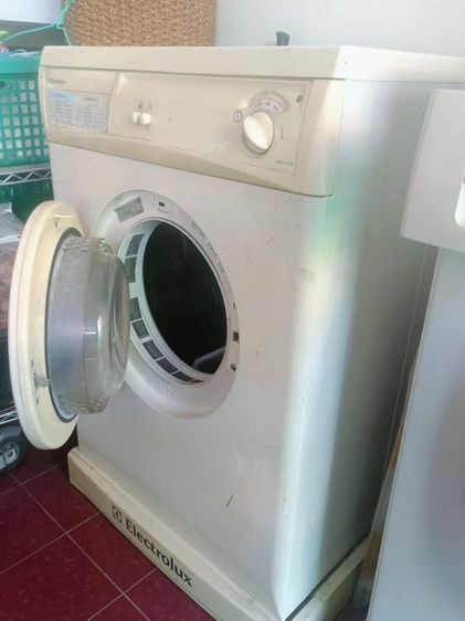ขายต่อเครื่องอบผ้า electrolux รูปที่ 2