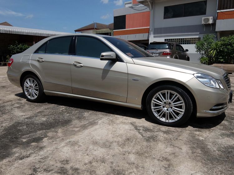 Mercedes-Benz E-Class 2012 E250 CDI Sedan ดีเซล ไม่ติดแก๊ส เกียร์อัตโนมัติ บรอนซ์ทอง รูปที่ 4