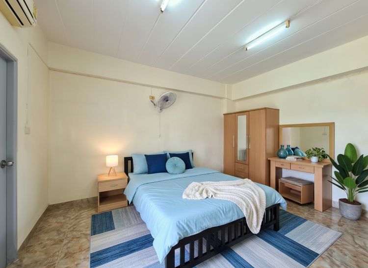 ห้องรายเดือนให้เช่า แบริ่ง ลาซาล