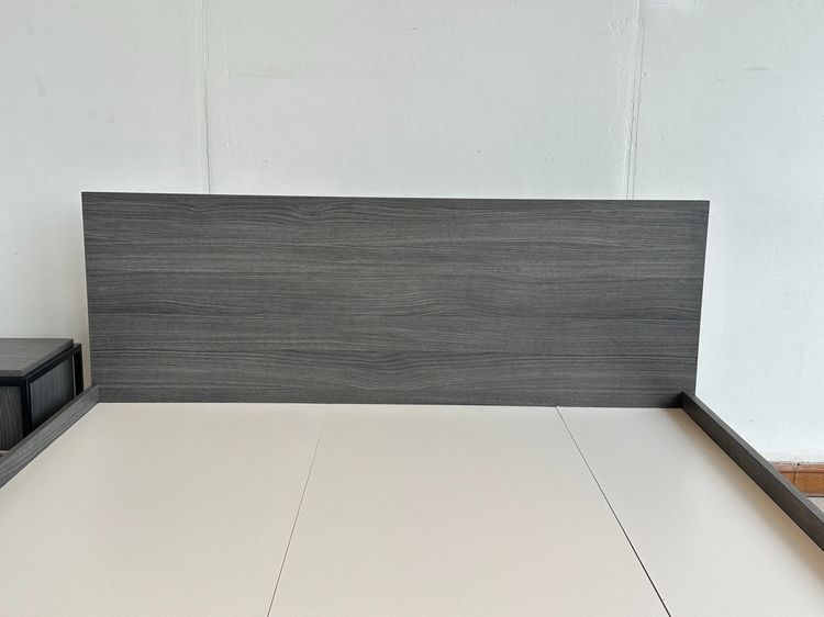เตียง 5 ฟุต โครงไม้ MDF สีเทา แผ่นรองไม้ MDF 3 แผ่นสีขาว รูปที่ 8