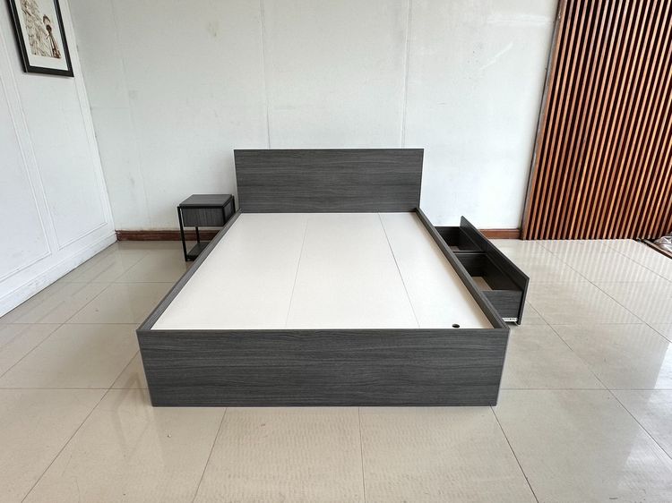 เตียง 5 ฟุต โครงไม้ MDF สีเทา แผ่นรองไม้ MDF 3 แผ่นสีขาว รูปที่ 13