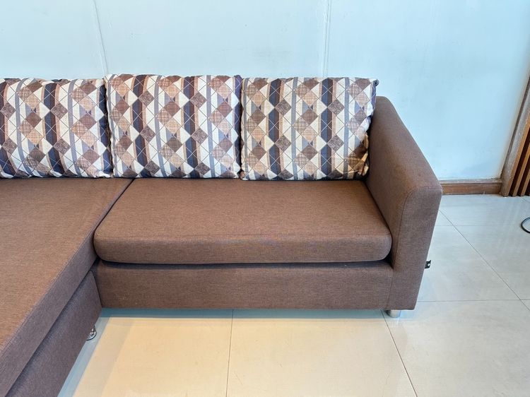 โซฟาแอล 3 ที่นั่ง เบาะผ้าสีน้ำตาล โครงขาเหล็ก แบรนด์ Free Form Furniture  รูปที่ 7