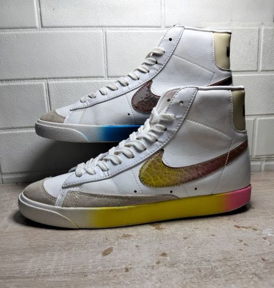 หลากสี หนังสังเคราะห์ UK 8.5 | EU 42 2/3 | US 9 รองเท้าผ้าใบหุ้มข้อ Nike blazer เบอร์ 42 ยาว 26.5 cm สภาพดี พร้อมใช้งาน ส่งฟรี
